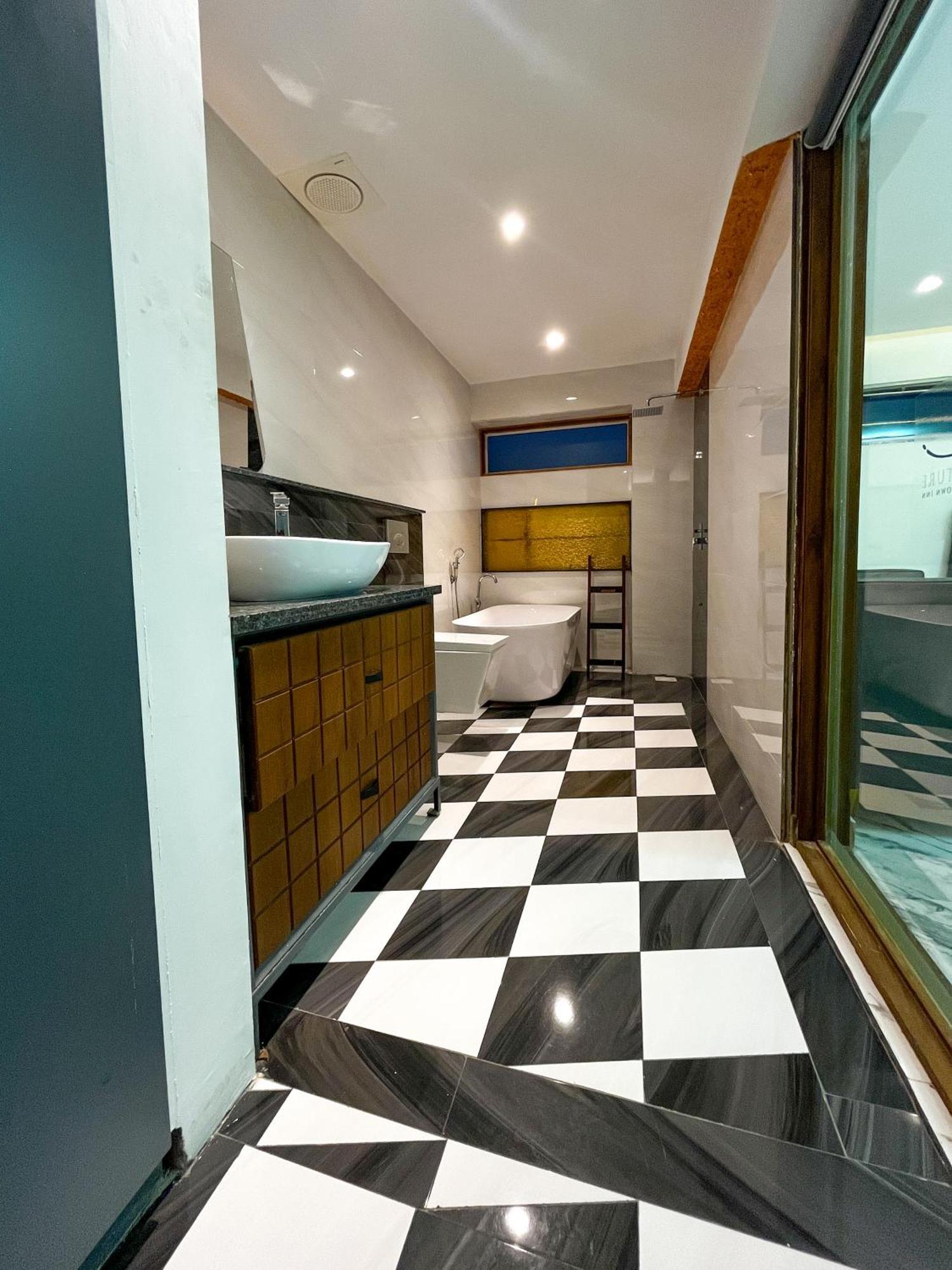 Hotel Crown Inn Karaçi Dış mekan fotoğraf