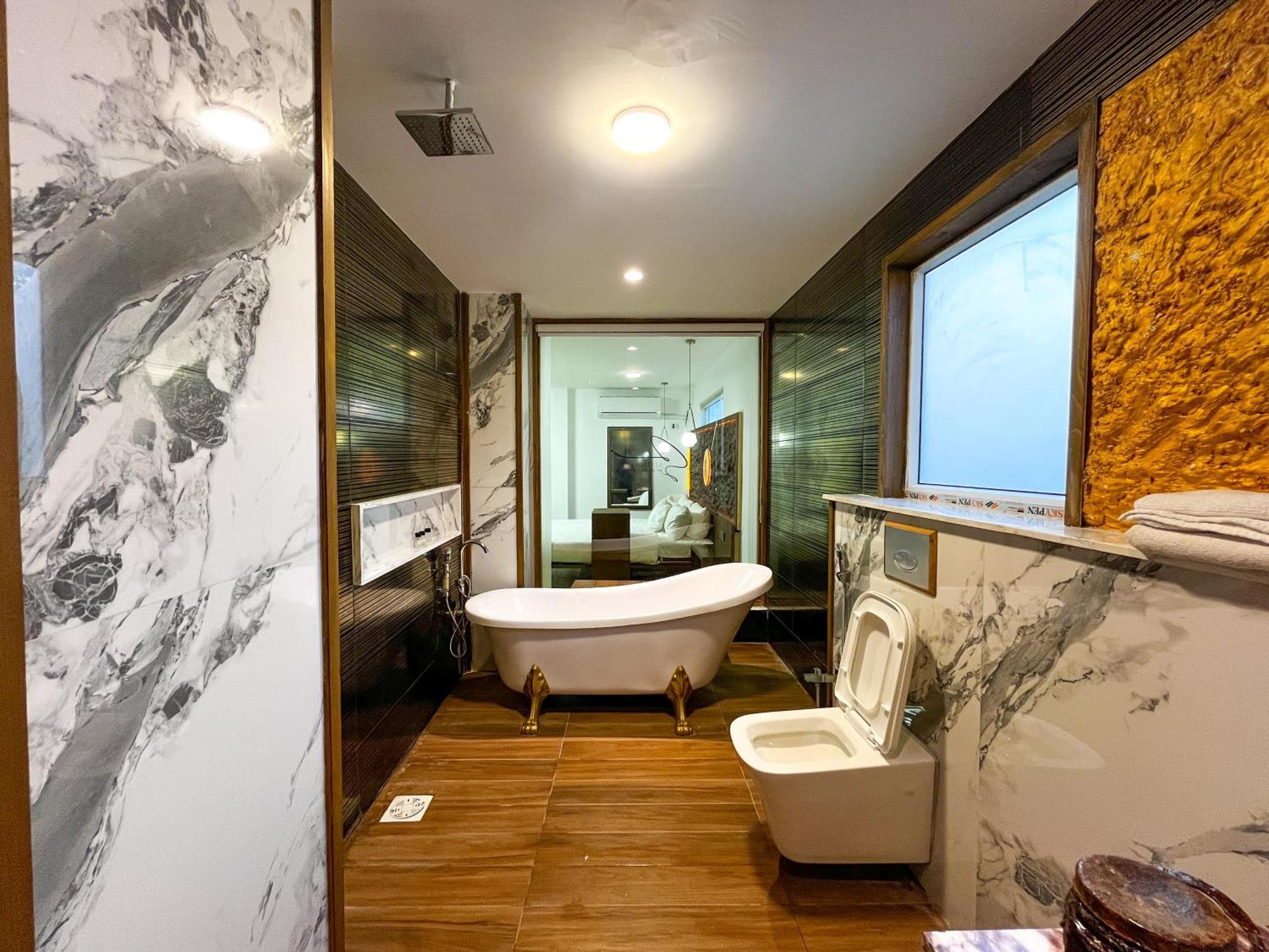 Hotel Crown Inn Karaçi Dış mekan fotoğraf